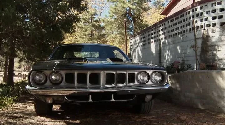 Ravenger cuda Reggie and Dawn Crestline Driveway scene